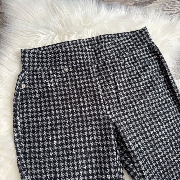 New Michael Kors Black and White Houndstooth Legging- Pants - Picture 2 of 4